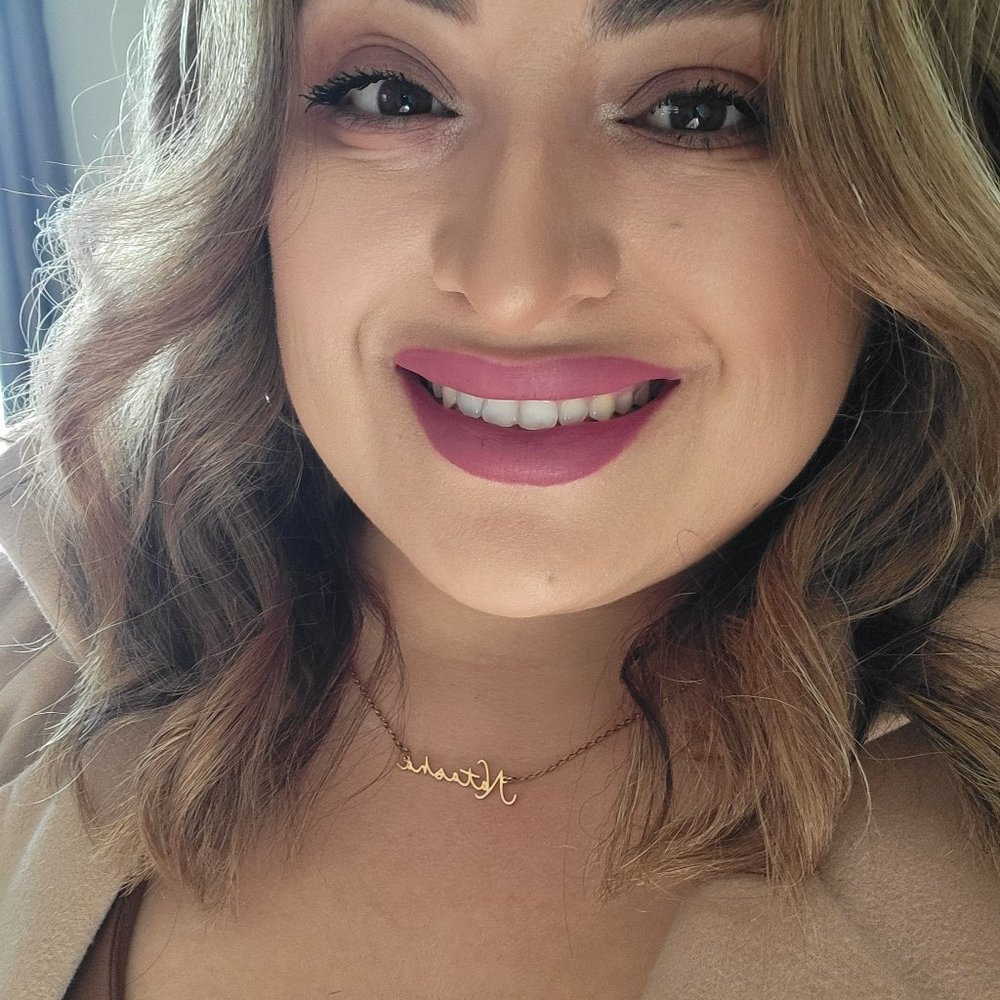 Meet your Posher, Natasha